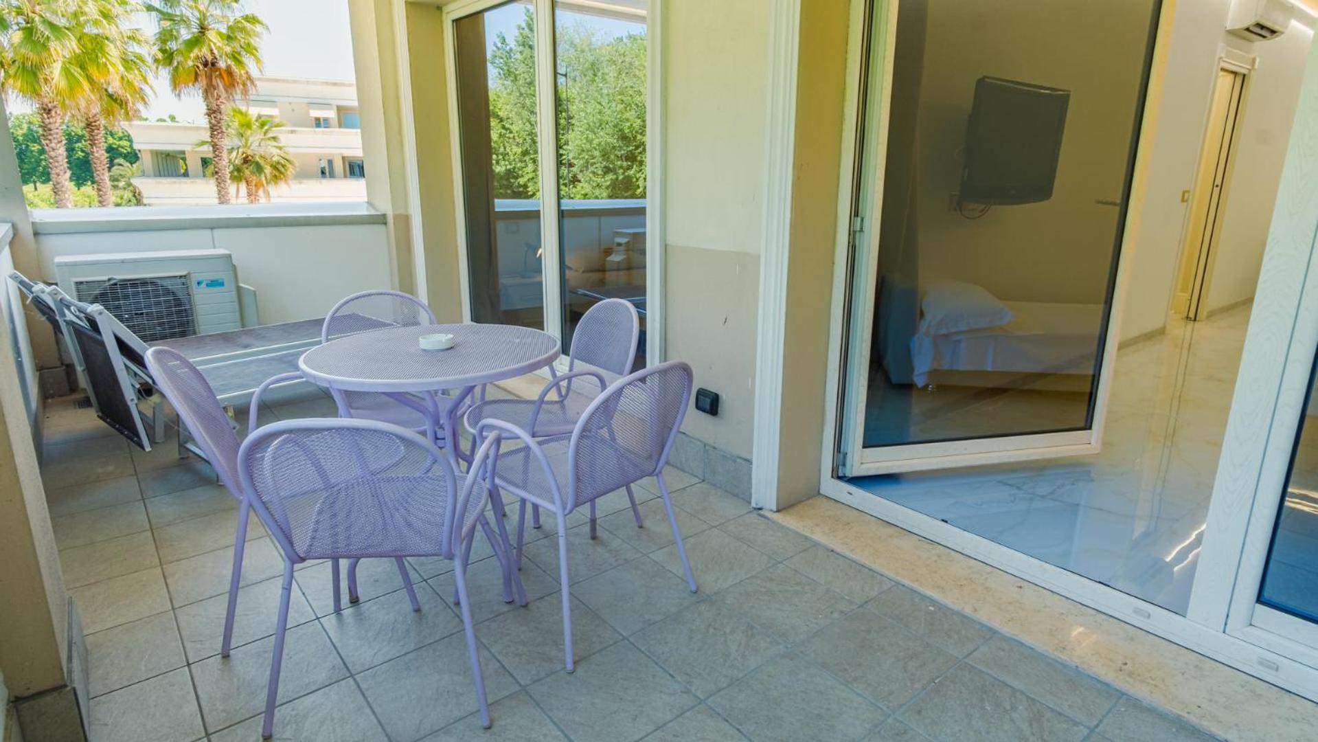 Relais Du Lac Village - Italian Homing Desenzano del Garda Dış mekan fotoğraf
